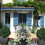 Les Glycines Bed & Breakfast Ury