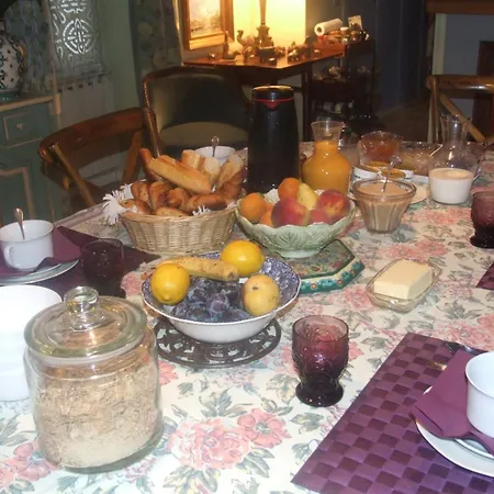 Les Glycines Bed & Breakfast Ury